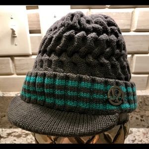 Lululemon winter hat.